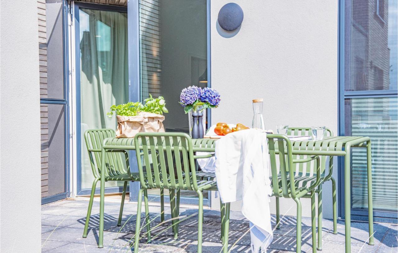 Amazing Home In Lembruch-Duemmer See With Kitchen Eksteriør bilde