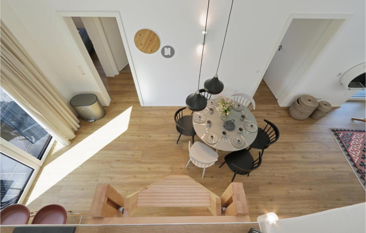 Amazing Home In Lembruch-Duemmer See With Kitchen Eksteriør bilde