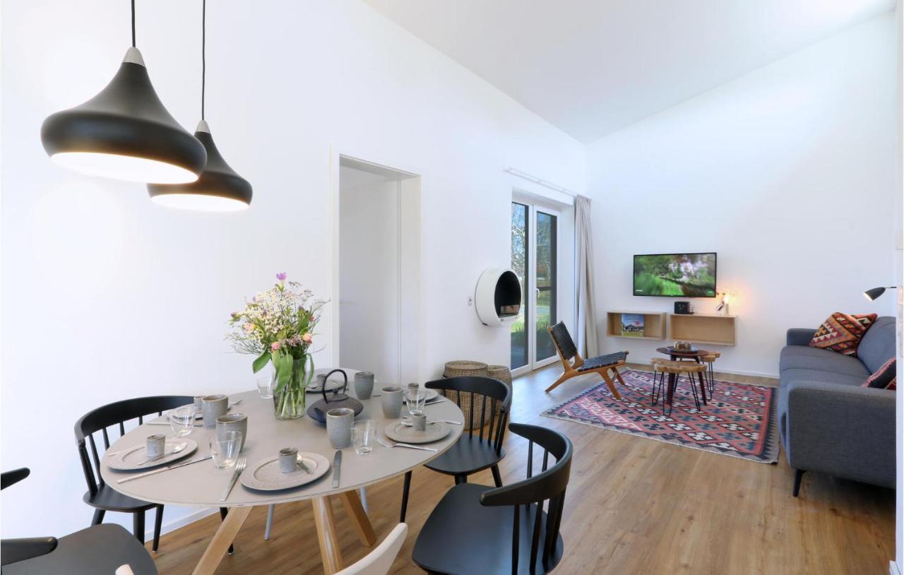 Amazing Home In Lembruch-Duemmer See With Kitchen Eksteriør bilde