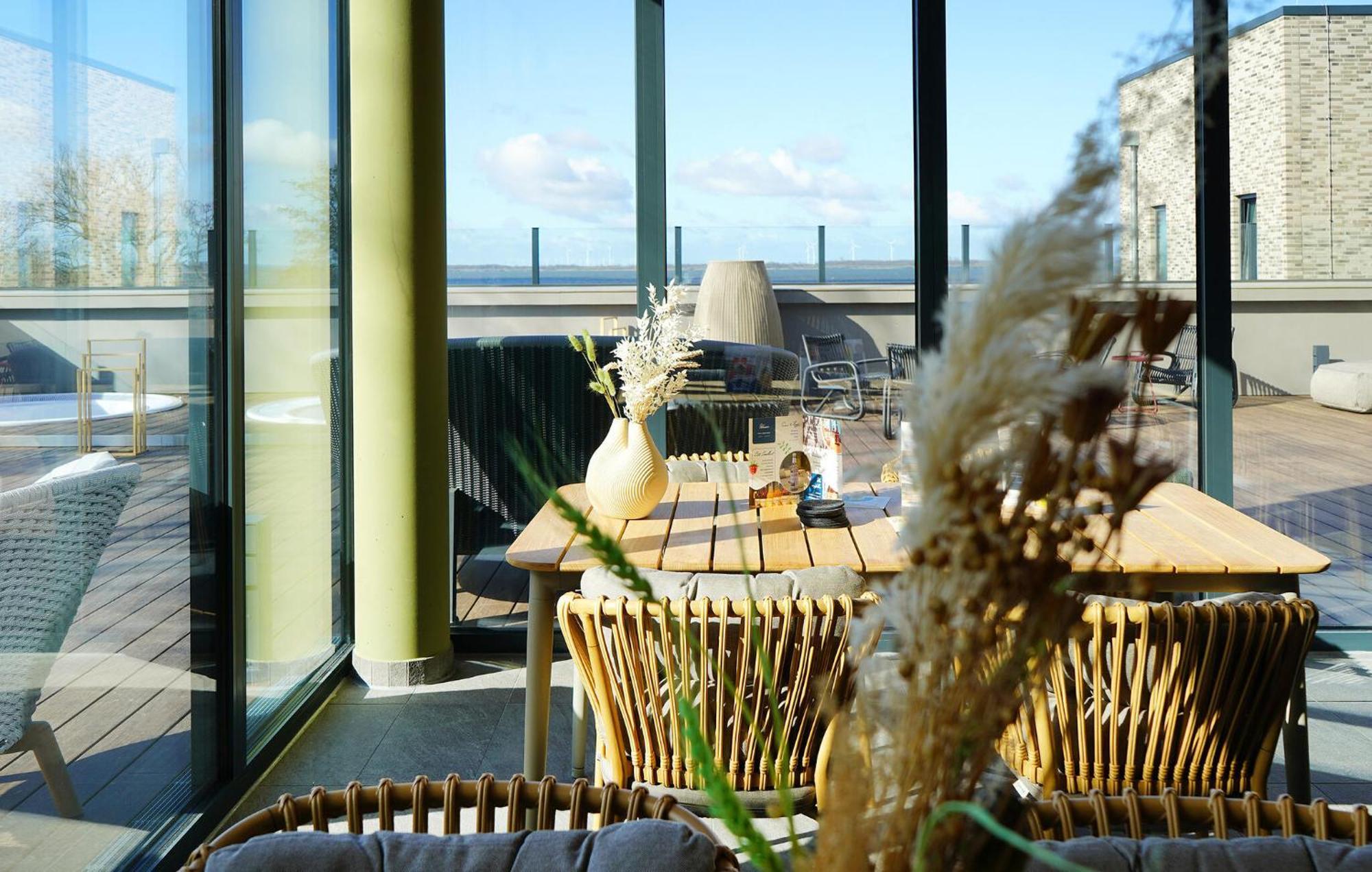 Amazing Home In Lembruch-Duemmer See With Kitchen Eksteriør bilde